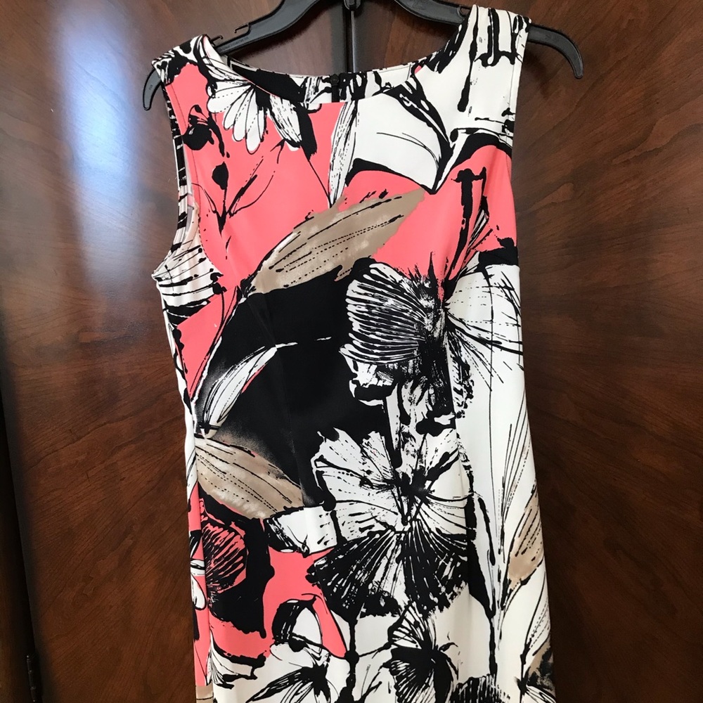 Excellent condition patterned dress